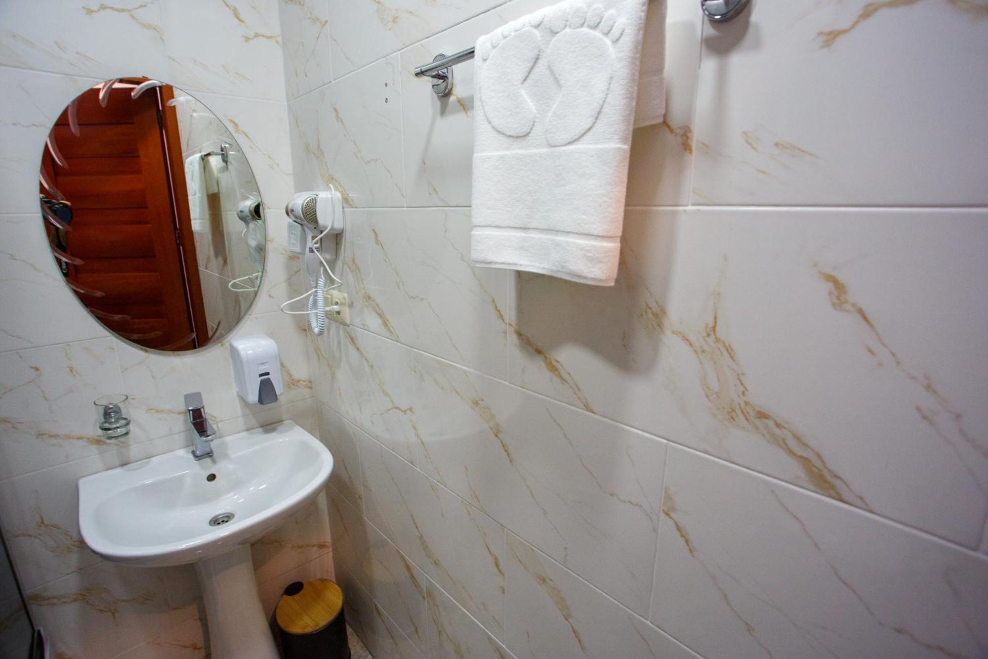 Ferienwohnung Polo Batumi Exterior foto